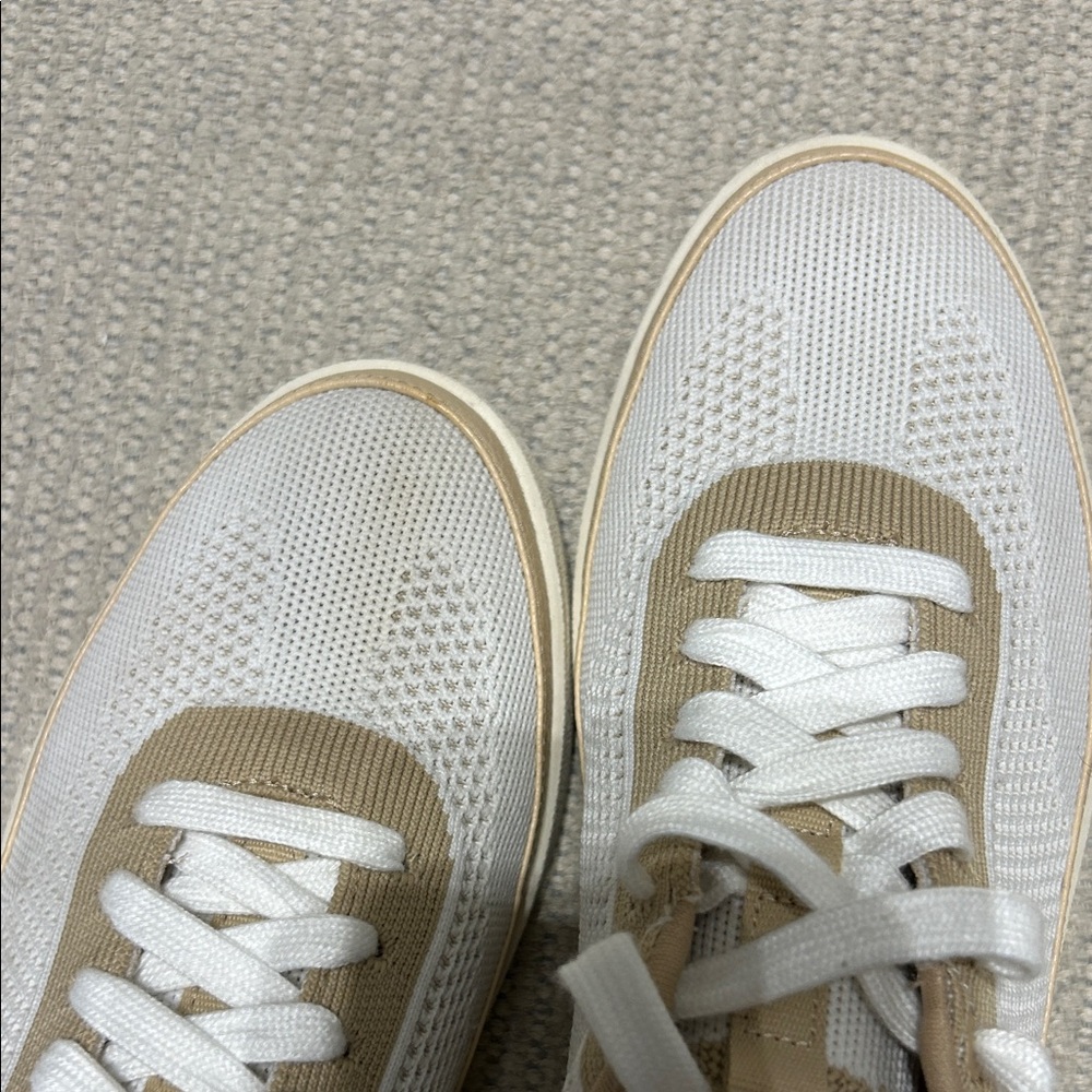Vionic White and Tan Knit Lace-Up Sneakers - Picture 4 of 11